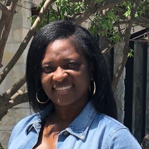 Meet your Posher, Stephanie